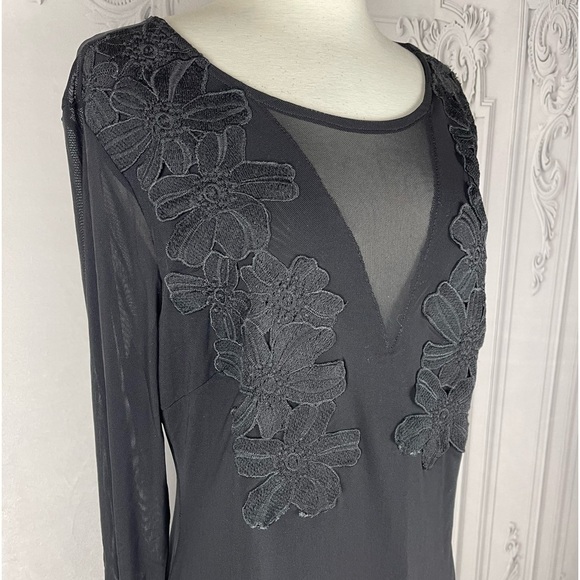 Elegant Illusion Black Floral Embroidered Lace Curve Long Sleeves Cocktail Dress - Picture 4 of 7